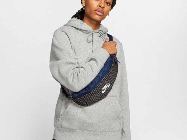 CK6755-410_1.jpg Nike Heritage Hip Pack